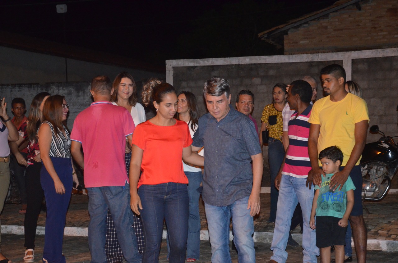 Secretaria de Infraestrutura do Estado entrega academia popular junto com prefeito João Luiz  - Imagem 9