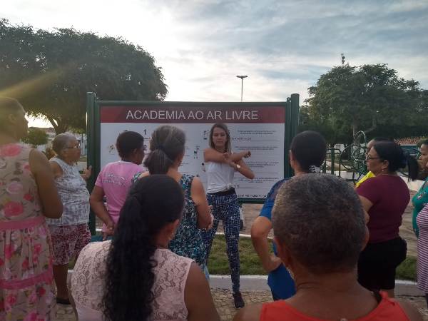 NASF realiza atividades com idosos na academia da saúde  - Imagem 3