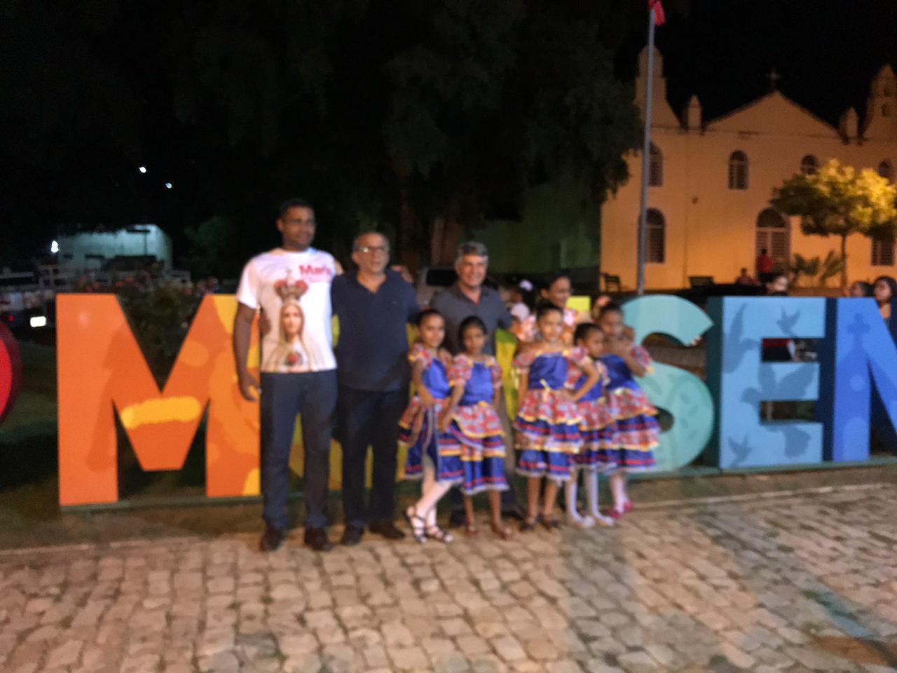 Secretaria de Infraestrutura do Estado entrega academia popular junto com prefeito João Luiz  - Imagem 15