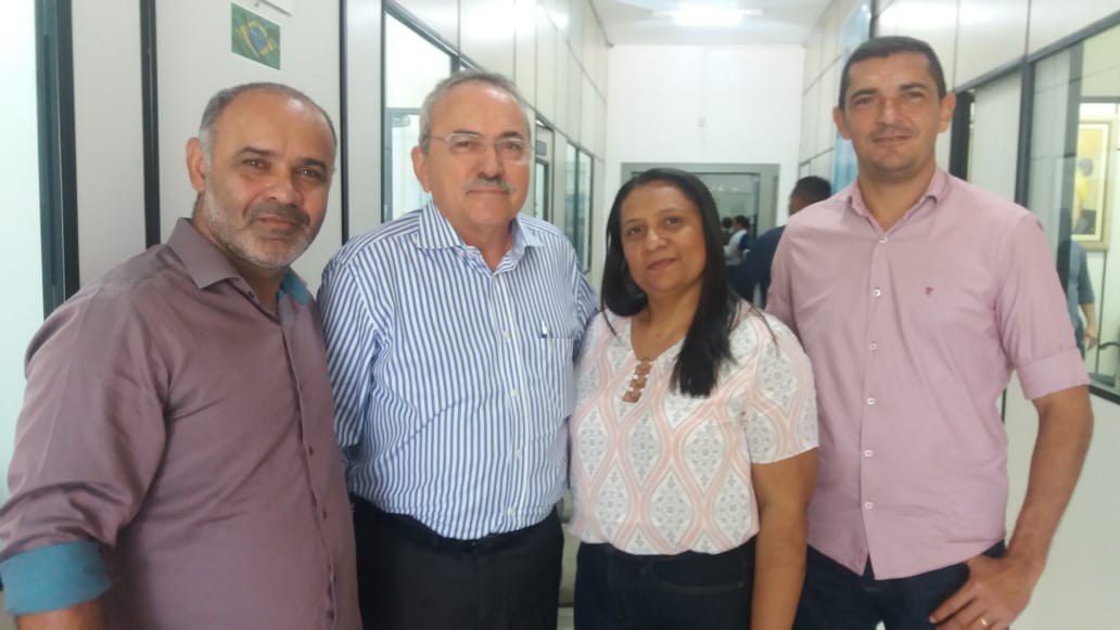  Prefeito Carlos Magno se encontra com bancada federal - Imagem 1