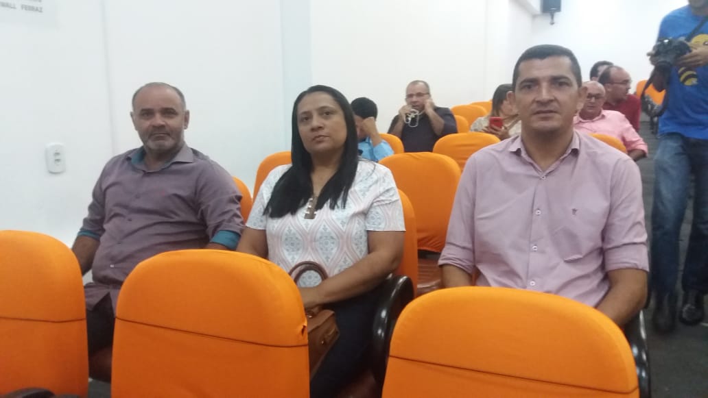  Prefeito Carlos Magno se encontra com bancada federal - Imagem 3