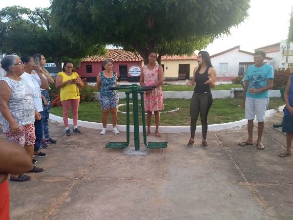 NASF realiza atividades com idosos na academia da saúde  - Imagem 1
