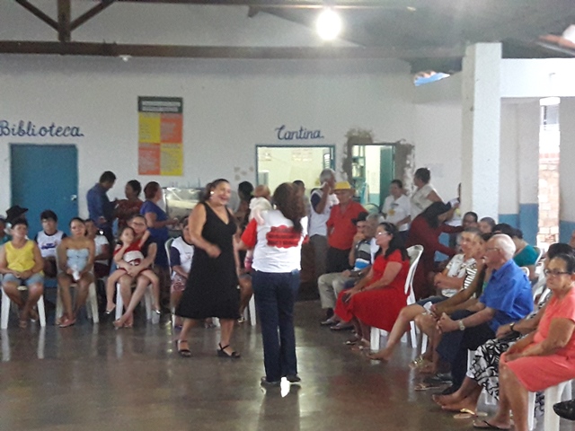 Idosos comemoram Dia das Mães em DEL - Imagem 89