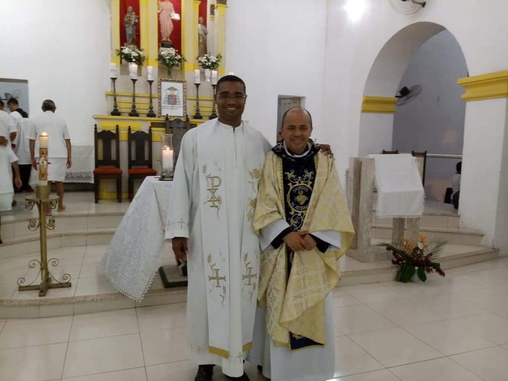 Secretaria de Infraestrutura do Estado entrega academia popular junto com prefeito João Luiz  - Imagem 12