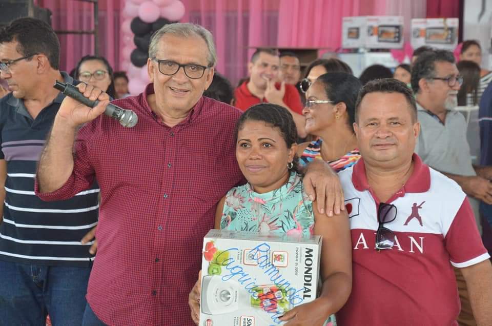 Festa para às Mães , um sucesso de público e excelentes brindes, entre eles uma moto okm  - Imagem 31