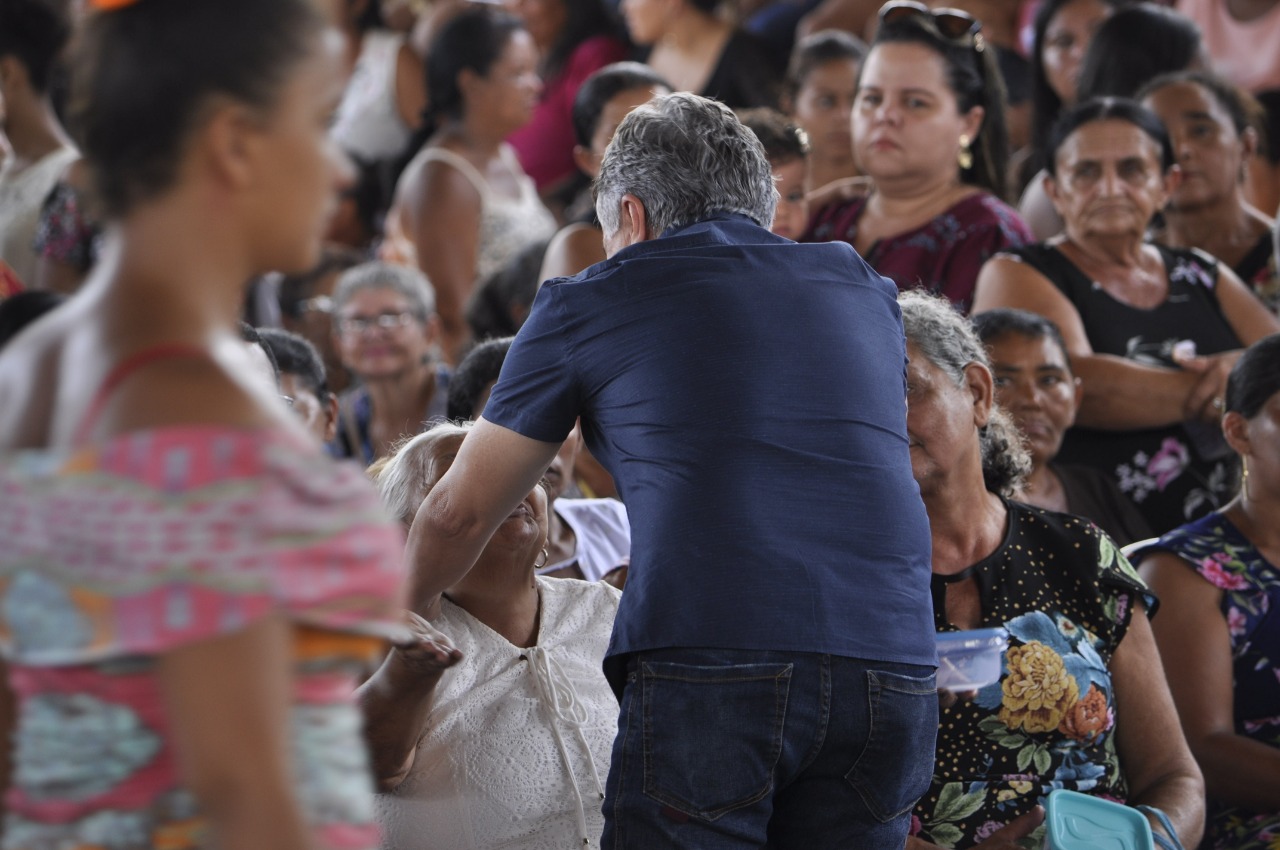 Festa para às Mães , um sucesso de público e excelentes brindes, entre eles uma moto okm  - Imagem 19