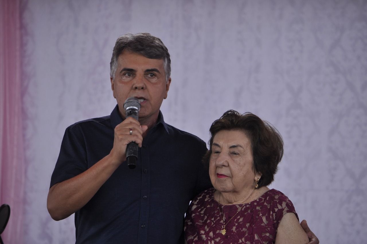 Festa para às Mães , um sucesso de público e excelentes brindes, entre eles uma moto okm  - Imagem 9