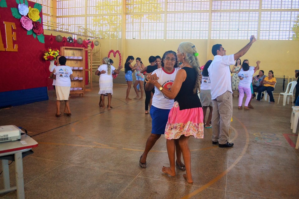 SMAS e CRAS promovem café da manhã para mães - Imagem 19