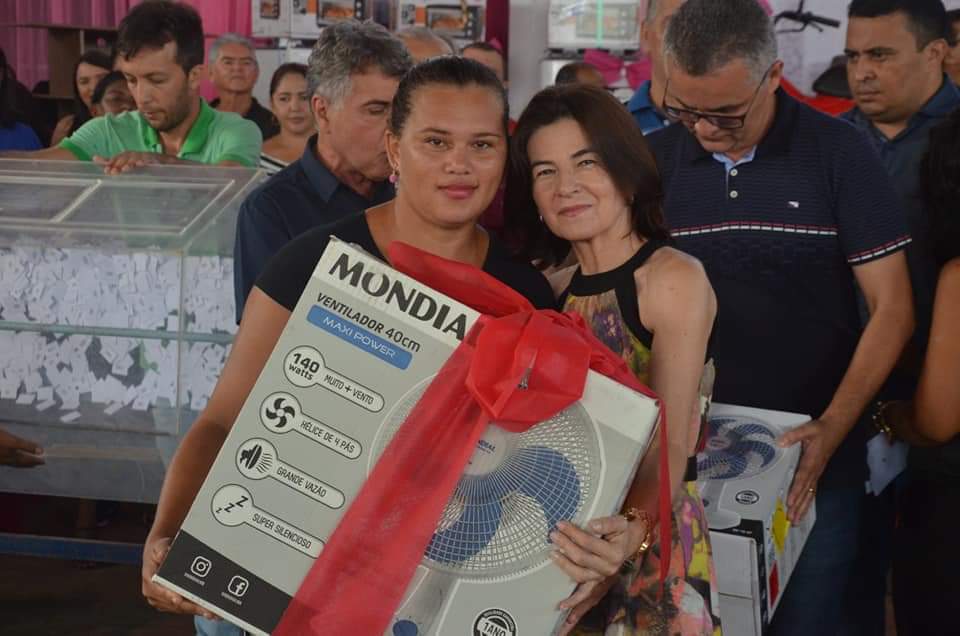 Festa para às Mães , um sucesso de público e excelentes brindes, entre eles uma moto okm  - Imagem 23