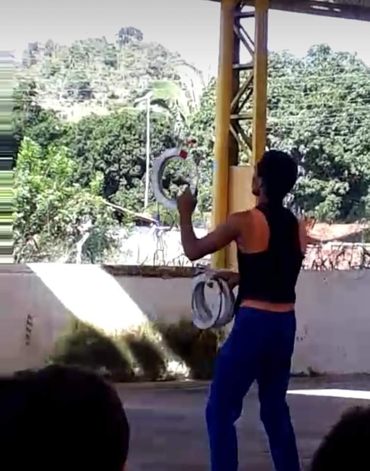 Hoje tem espetáculo, tem sim senhor. Circo na Escola - Imagem 2