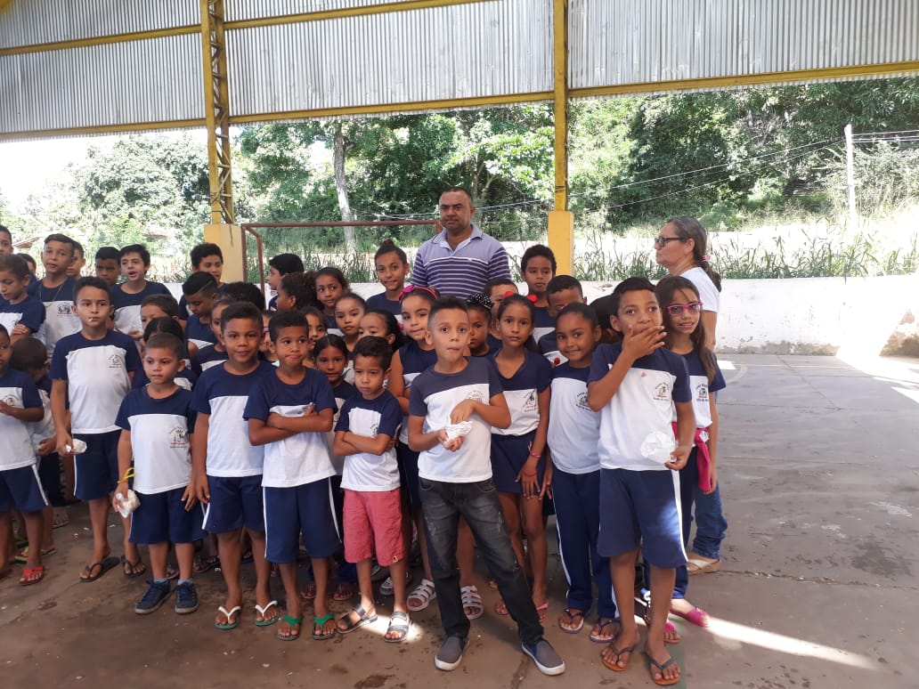 Hoje tem espetáculo, tem sim senhor. Circo na Escola 