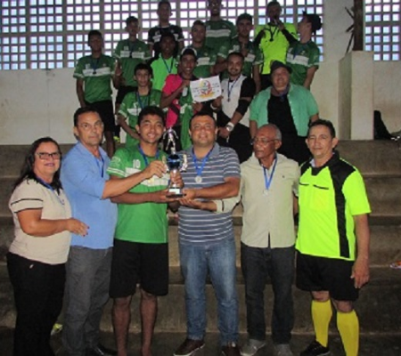 4 timaços nas semifinais do III torneio de Pascoa neste domingo 05