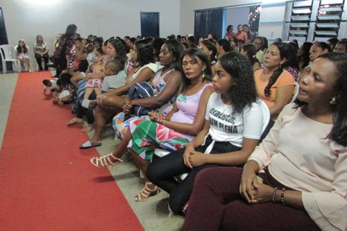 Secretaria de Assistência Social realiza comemoração do dia das mães dos usuários dos Programas SCFV e PCF. - Imagem 3