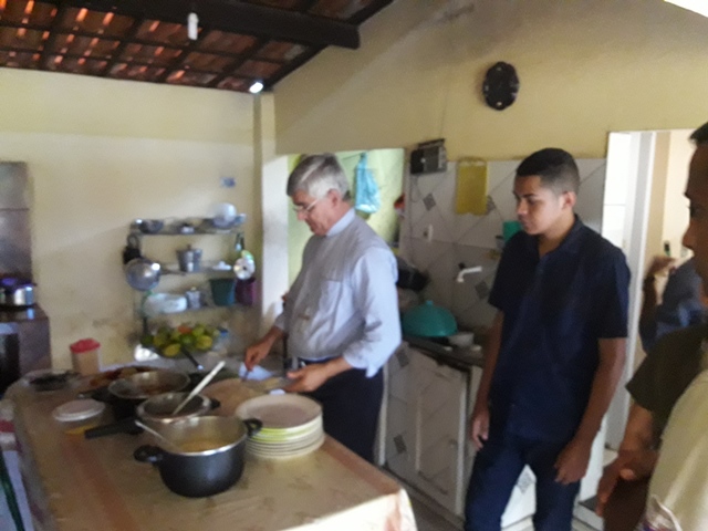 Bispo Dom Plínio visita Dom Expedito Lopes em Missão Pastoral - Imagem 205