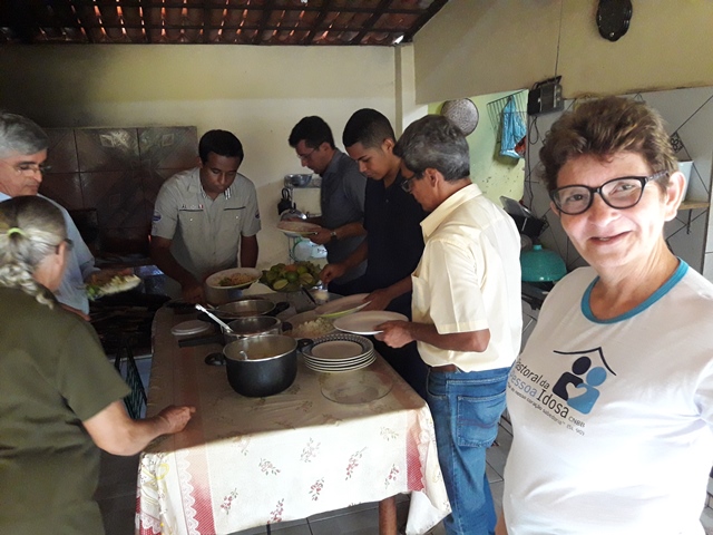 Bispo Dom Plínio visita Dom Expedito Lopes em Missão Pastoral - Imagem 210