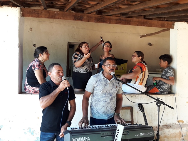 Peregrinação da subida do morro festejos da Santa Cruz em Malhada no município de Bocaina – PI - Imagem 21