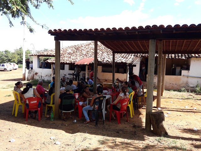 Peregrinação da subida do morro festejos da Santa Cruz em Malhada no município de Bocaina – PI - Imagem 14