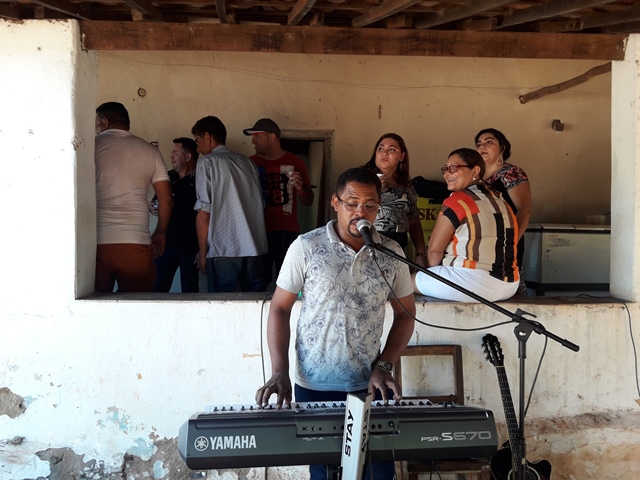 Peregrinação da subida do morro festejos da Santa Cruz em Malhada no município de Bocaina – PI - Imagem 17