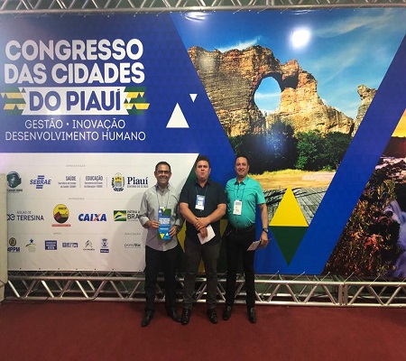 Prefeito de Santo Inácio participa do II Congresso das Cidades em Teresina
