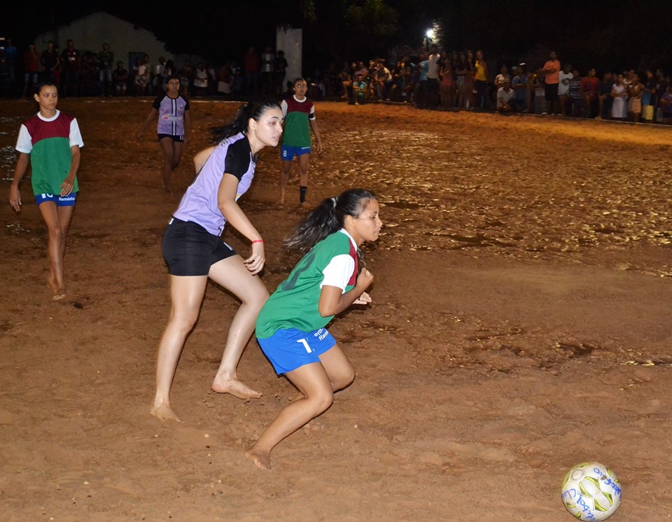 Equipe do Mato Feio goleia o Massapê e se consagra campeã do Torneio de Futebol de Areia Feminino 2019 - Imagem 28