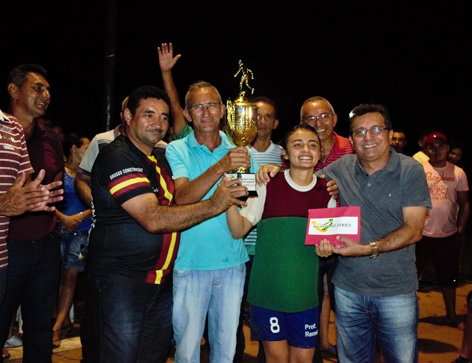 Equipe do Mato Feio goleia o Massapê e se consagra campeã do Torneio de Futebol de Areia Feminino 2019 - Imagem 50