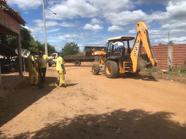 Secretaria de saúde realiza mutirão de limpeza na cidade de Santo Inácio  - Imagem 8