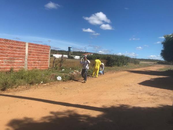Secretaria de saúde realiza mutirão de limpeza na cidade de Santo Inácio  - Imagem 6