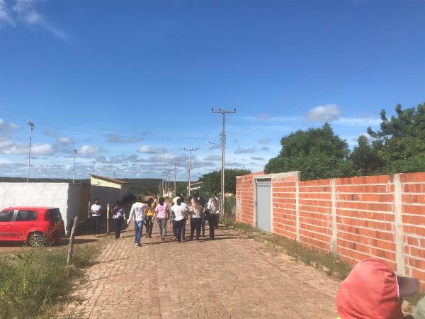 Secretaria de saúde realiza mutirão de limpeza na cidade de Santo Inácio  - Imagem 1