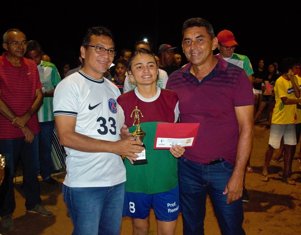 Equipe do Mato Feio goleia o Massapê e se consagra campeã do Torneio de Futebol de Areia Feminino 2019 - Imagem 20