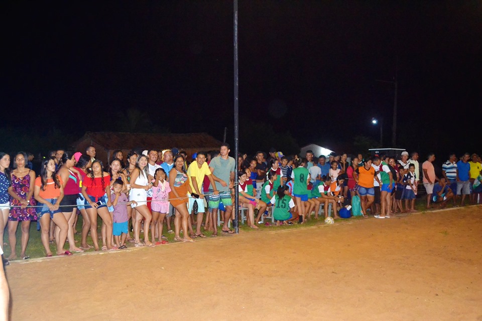 Equipe do Mato Feio goleia o Massapê e se consagra campeã do Torneio de Futebol de Areia Feminino 2019 - Imagem 2