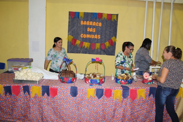 Escolinha Tia Loura realizou  arraiá com crianças - Imagem 1