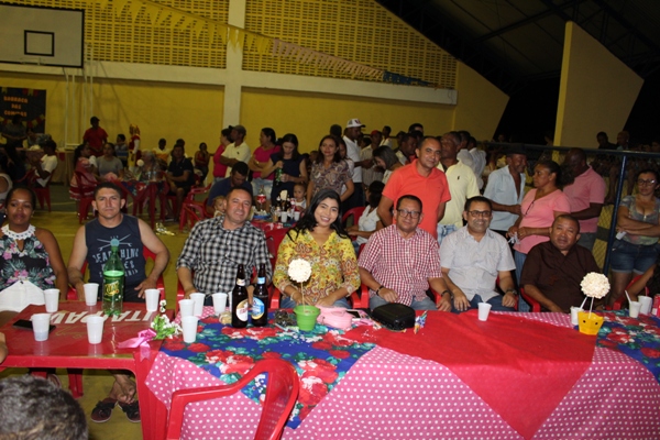 Escolinha Tia Loura realizou  arraiá com crianças - Imagem 29