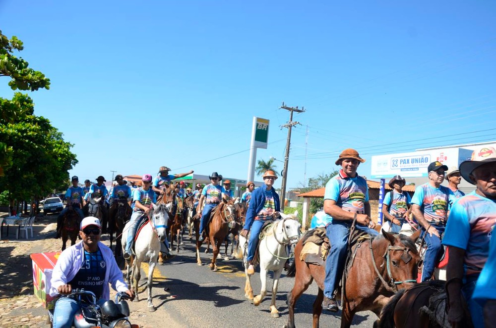 Cavalgada da Amizade reúne uma multidão em Barro Duro - Imagem 32