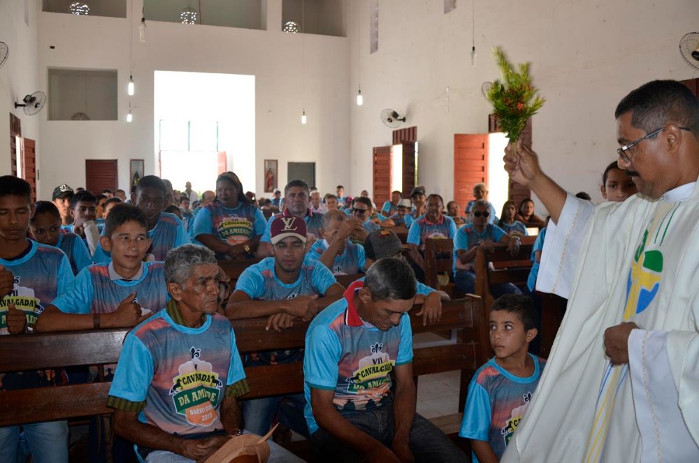Cavalgada da Amizade reúne uma multidão em Barro Duro - Imagem 13
