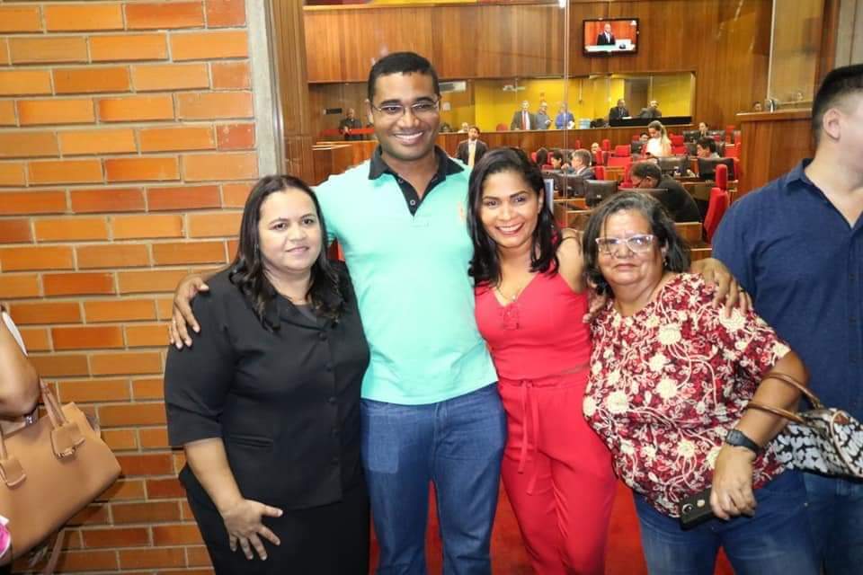 Prefeito João Luiz prestigia posse da monsenhorgilense Elisângela Moura - Imagem 2