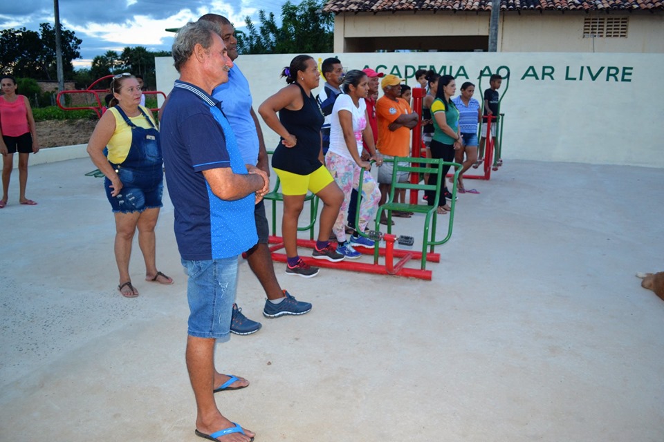 Prefeito Genival Bezerra inaugura Academia ao Ar Livre na zona rural - Imagem 29