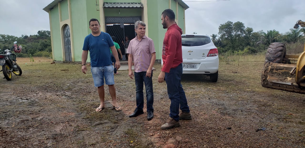 Comunidades recebem melhorias em estradas, iluminação pública e outros benefícios 