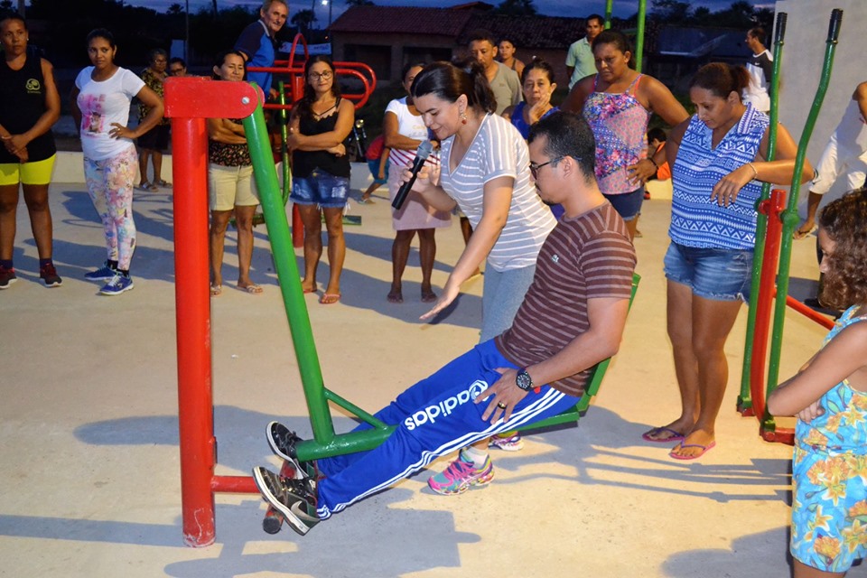 Prefeito Genival Bezerra inaugura Academia ao Ar Livre na zona rural - Imagem 40