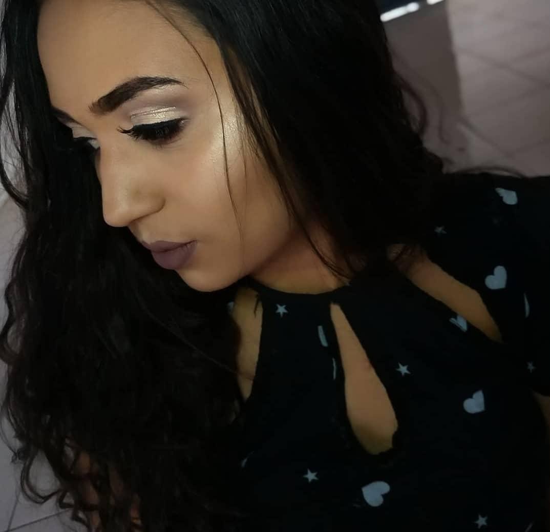 Jovens participam de curso de maquiagem no CRAS - Imagem 5