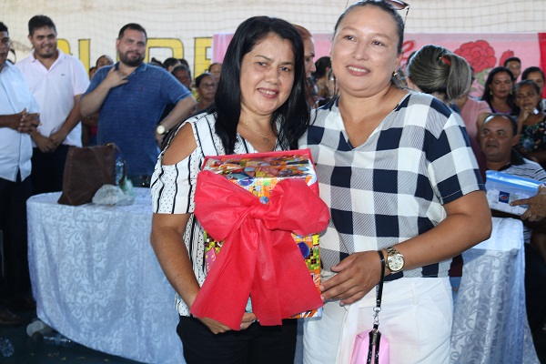 Prefeitura promoveu maior festa da história em homenagem as mães - Imagem 40