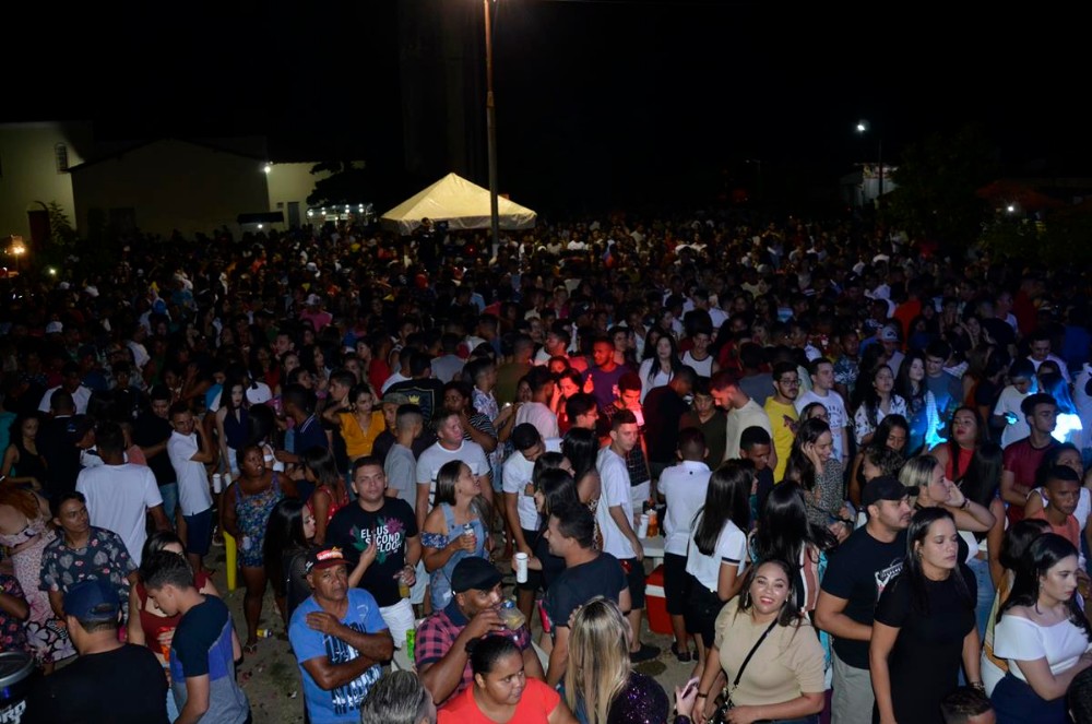 Matheus Fernandes, Toda Boa e Marquinhos do Pará abrilhantaram os Festejos de Barro Duro; imagens - Imagem 15