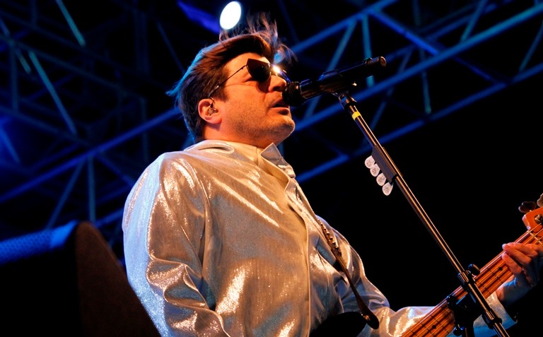 4ª noite de Festival de Inverno de Pedro II Paulo Ricardo contagiou o público que respondeu entoando suas músicas  - Imagem 1