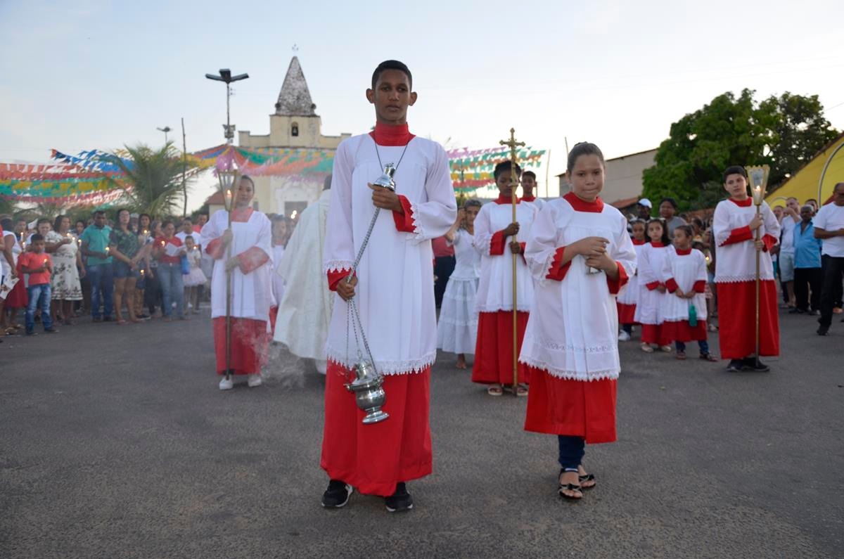 Procissão de Fé encerra os Festejos de São João Batista, em Barro Duro - Imagem 14