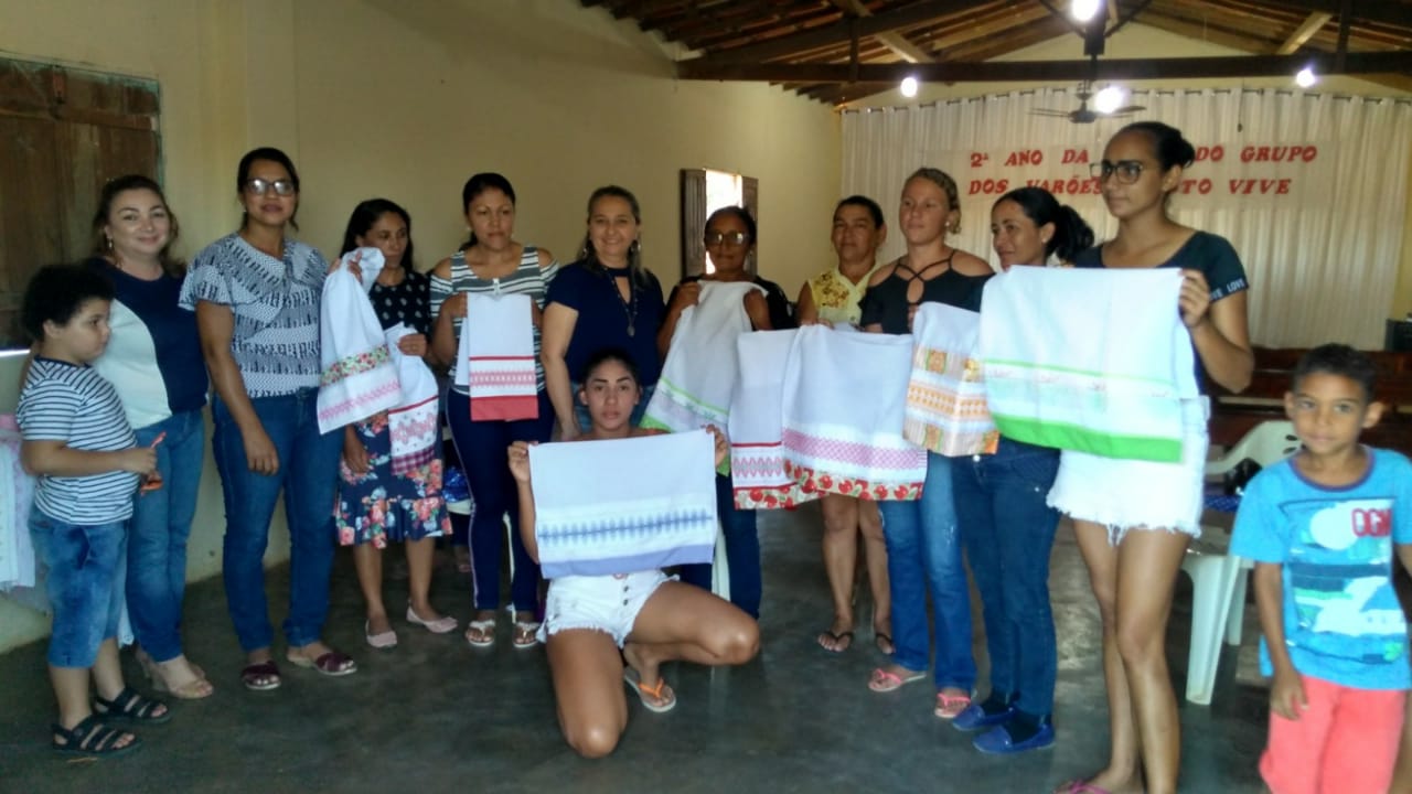 Mulheres da localidade Pé do Morro participam de oficina de bordado - Imagem 3