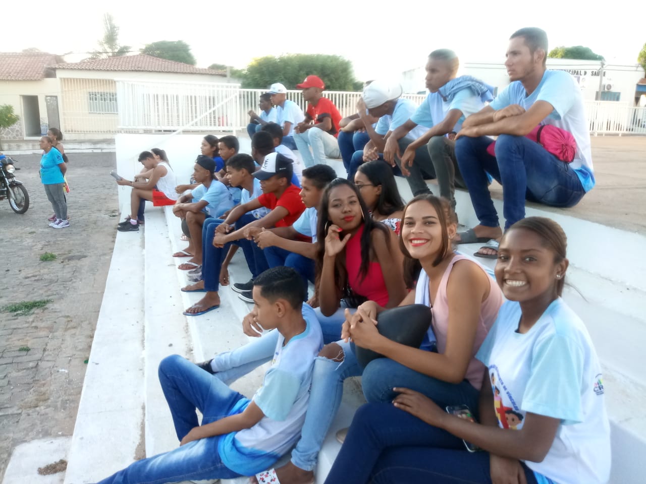 Secretaria Municipal de Saúde por meio do NASF realiza caminhada contra as Drogas em Ipiranga. - Imagem 3