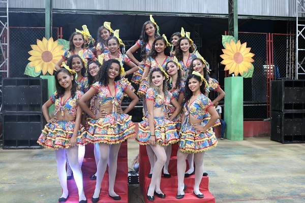 Começou o XXIII Festival Junino de N. S. dos Remédios - Imagem 9