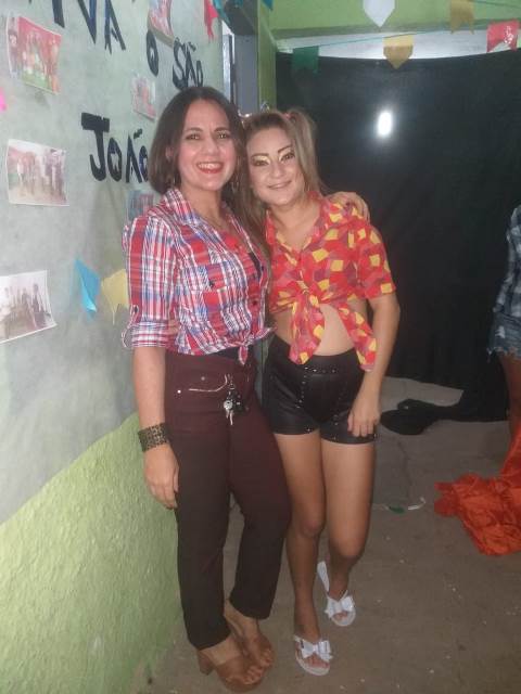 “São João da Amizade EJA” encerra atividades do Colégio Terezinha Nunes em Picos.  - Imagem 17