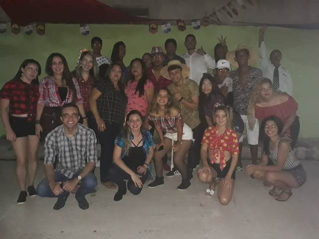 “São João da Amizade EJA” encerra atividades do Colégio Terezinha Nunes em Picos.  - Imagem 20