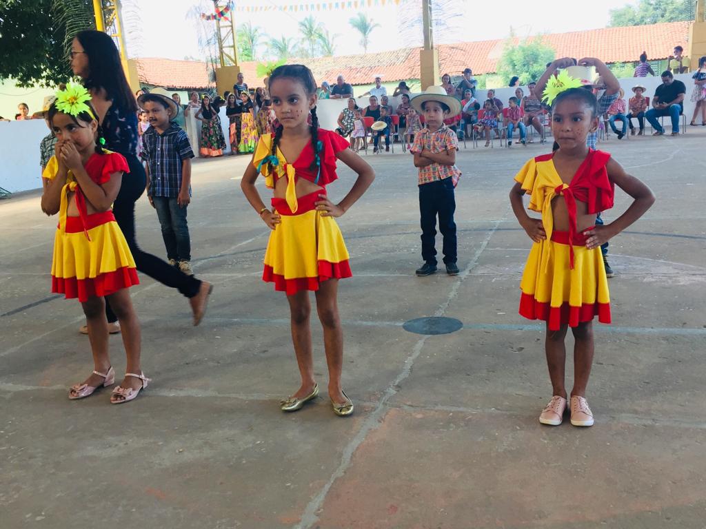 Escola Basílio de Abreu realiza festa caipira com total integração dos alunos  - Imagem 4