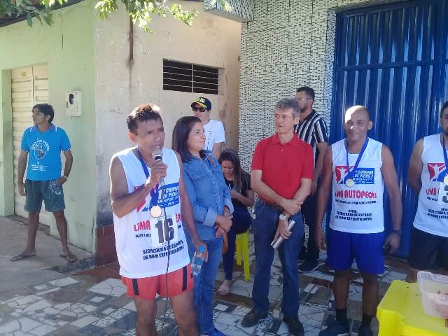 Atletas realizam Primeira Corrida de Picos a Dom Expedito Lopes - Imagem 7